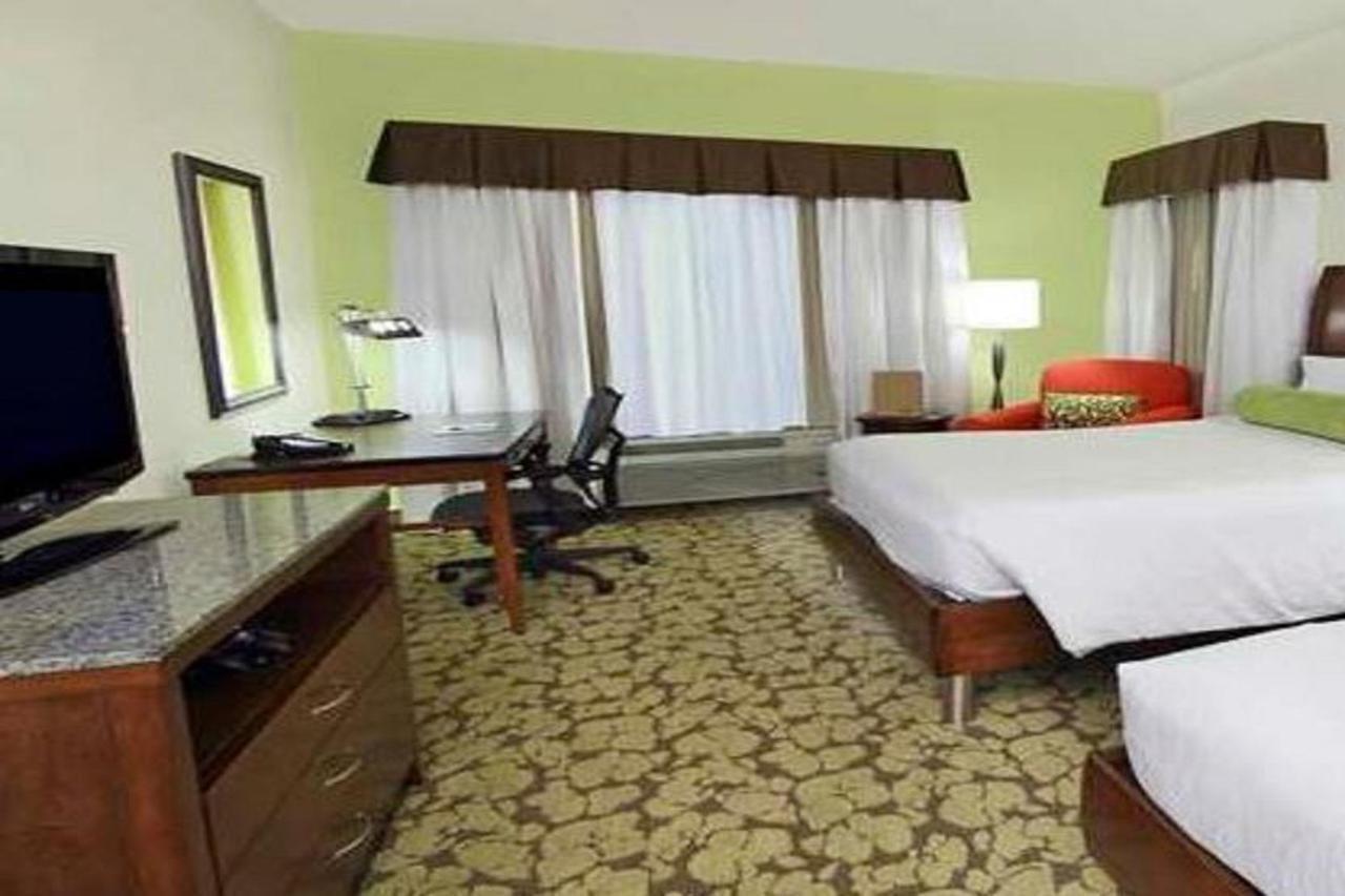 Hilton Garden Inn Calabasas Buitenkant foto